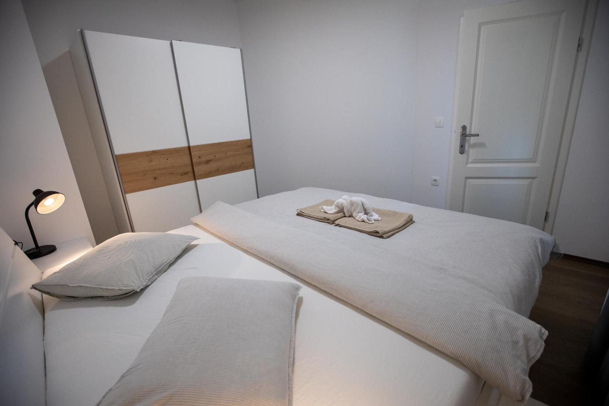 Apartmani Jancic Ogulin Δωμάτιο φωτογραφία